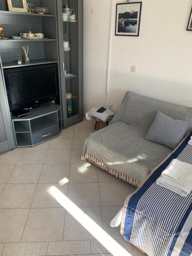 One Bedroom Apartment With Terrace And Seaview - B 세비드 외부 사진
